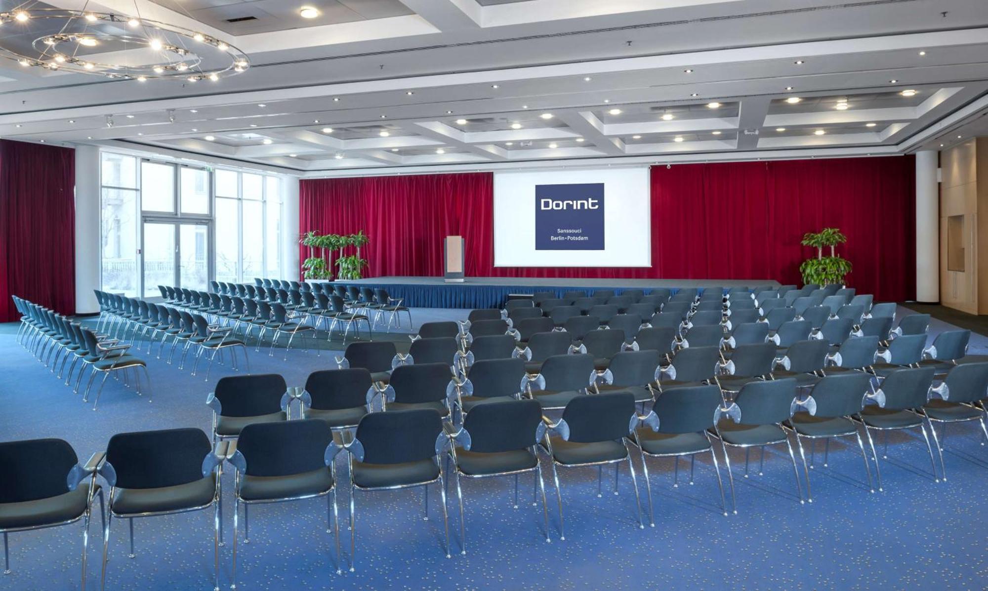 Dorint Hotel Потсдам Екстериор снимка